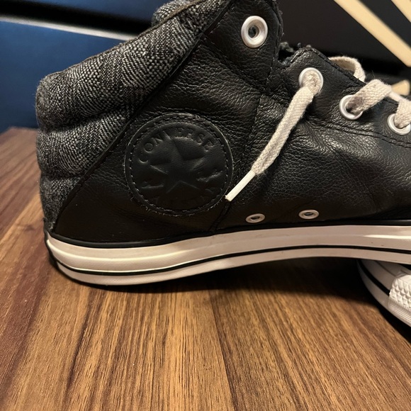 Men’s Converse All Star Chuck Taylors size 12 - Picture 4 of 9